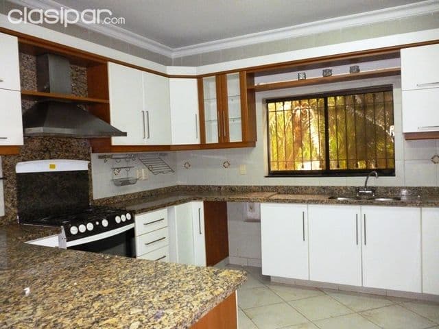 Casa en LOS LAURELES, Asunción - foto 4