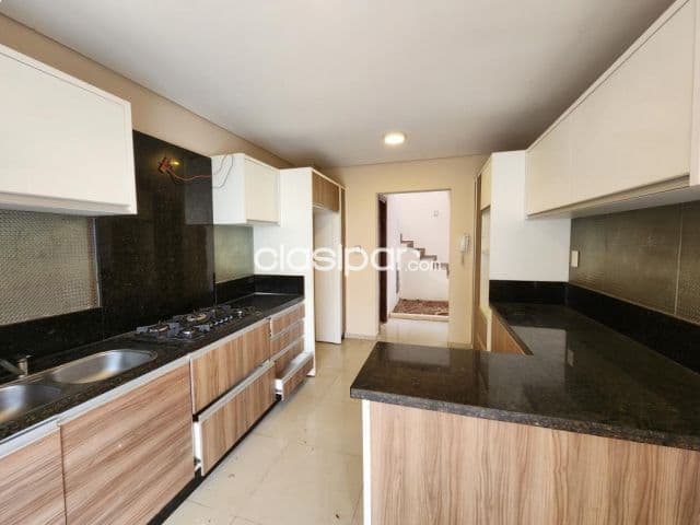 Dúplex en Acceso Sur, Villa Elisa - foto 3