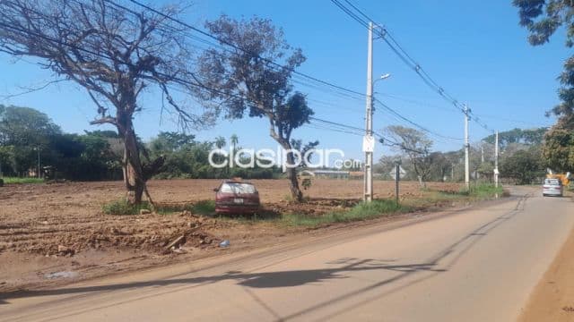 Terreno en Avenida Mora Cue, Luque
