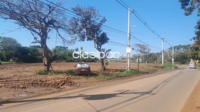 Terreno en Avenida Mora Cue, Luque - foto 2